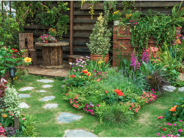 JARDIN NON CONVENTIONNEL, JARDIN ÉCOLOGIQUE OU JARDIN NATUREL... QUESAKO ?